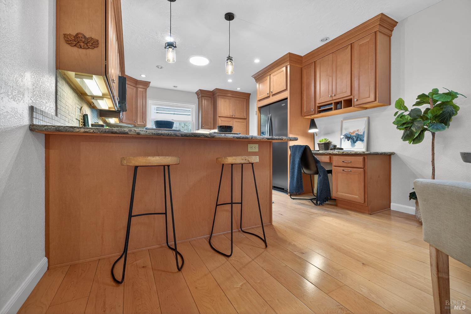 8256 Valley View Drive