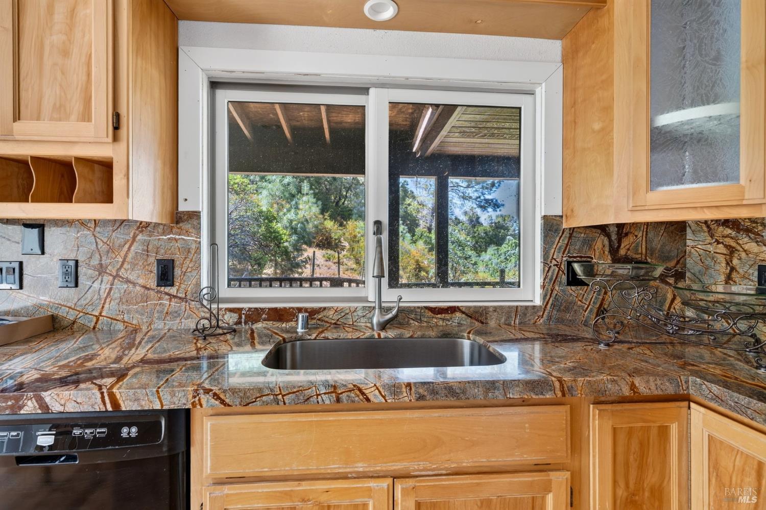 7490 Walnut Lane