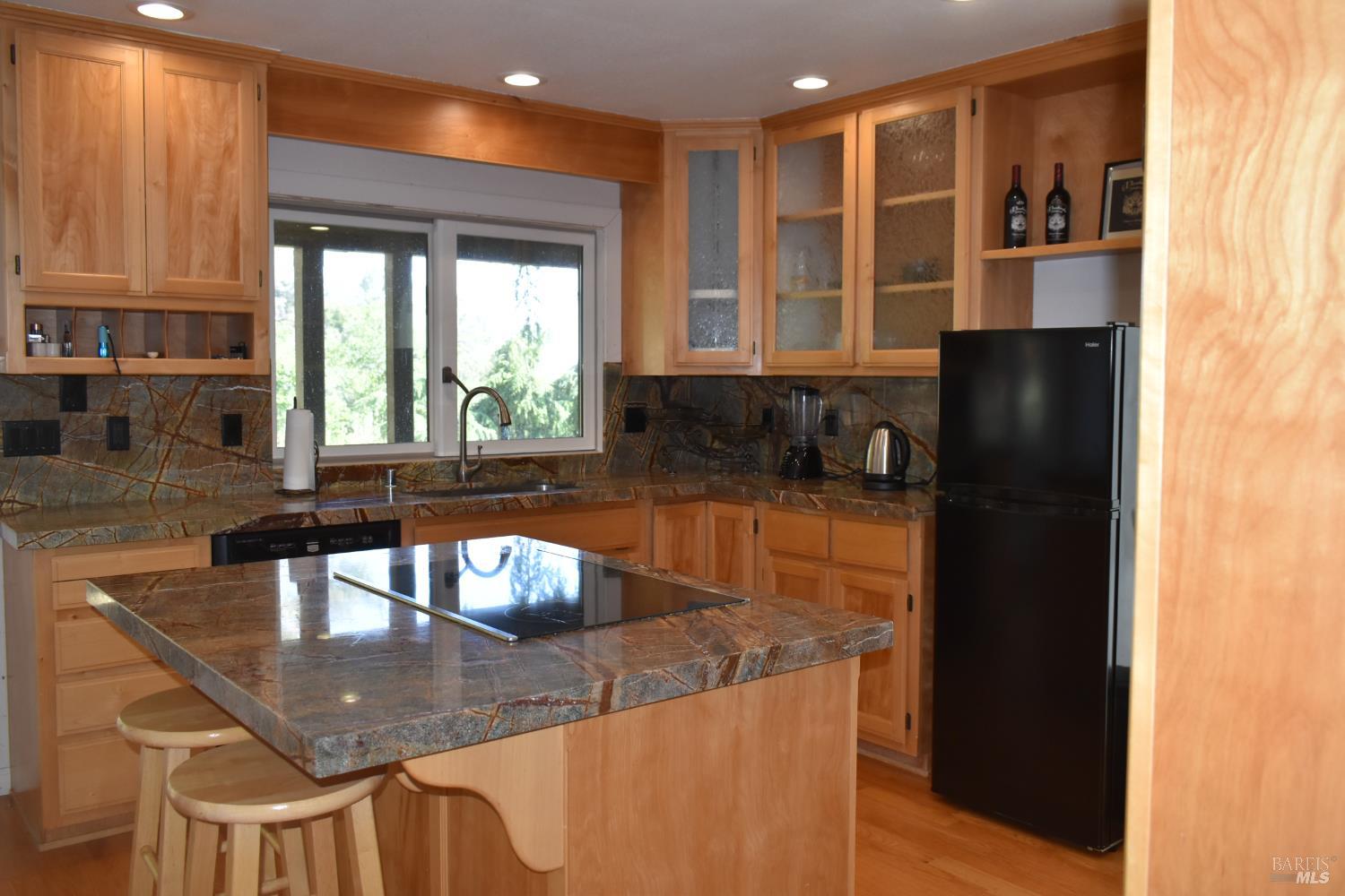 7490 Walnut Lane