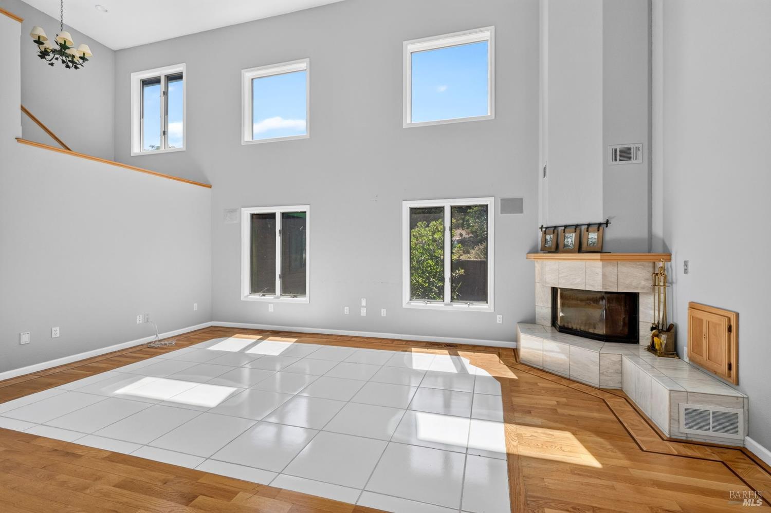 7490 Walnut Lane