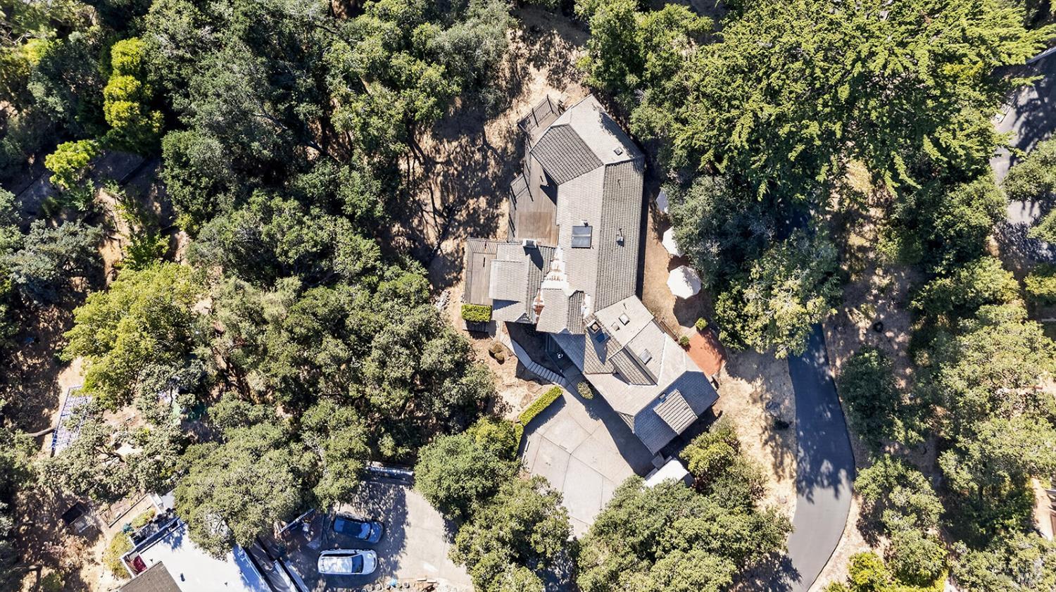 2591 Del Rosa Avenue