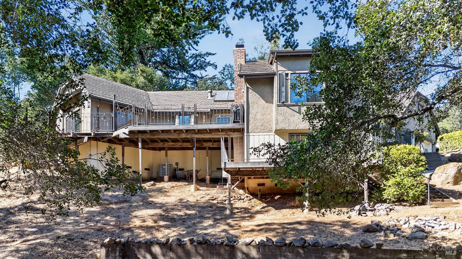 2591 Del Rosa Avenue