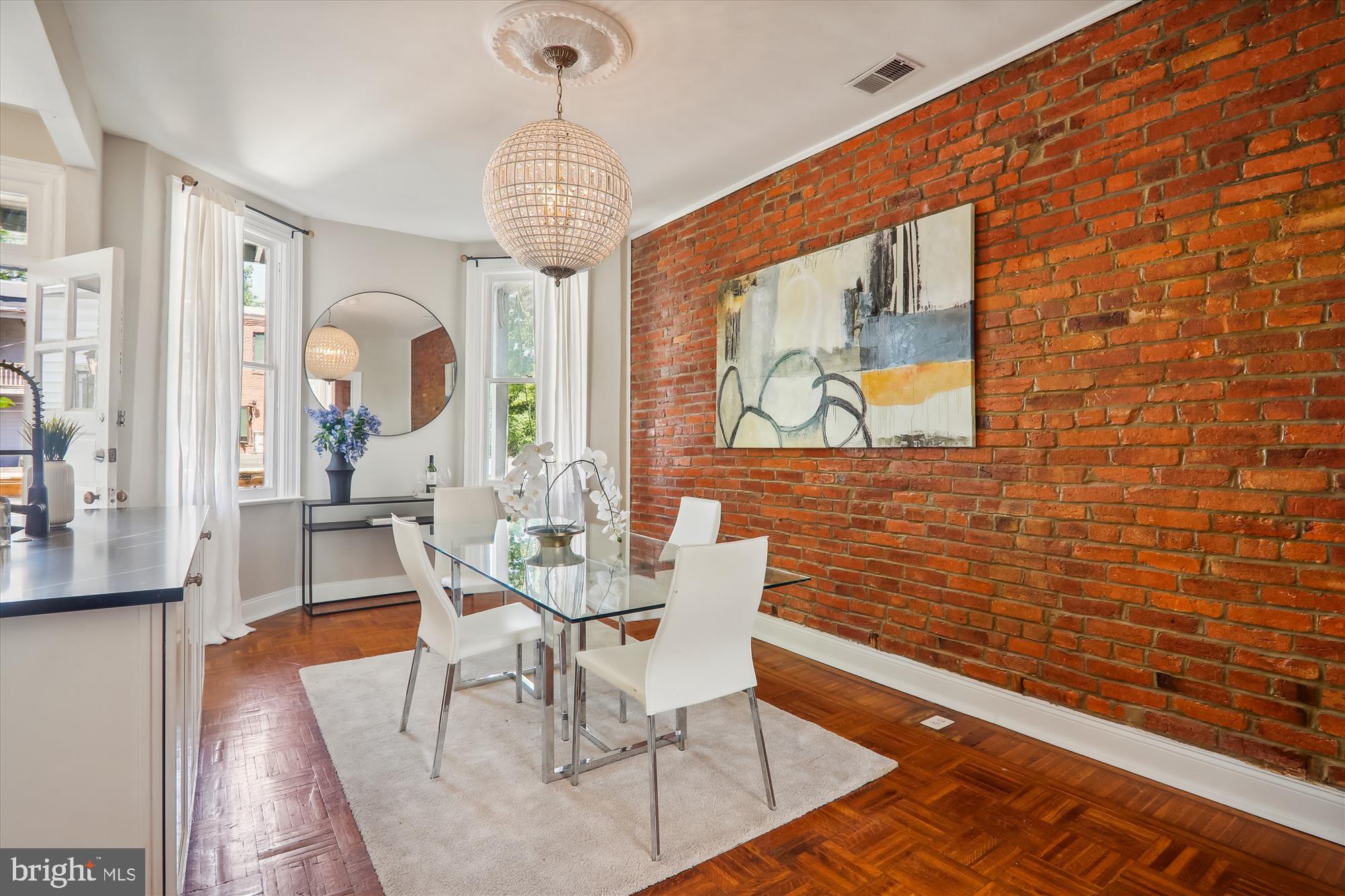 1339 NEWTON STREET NW