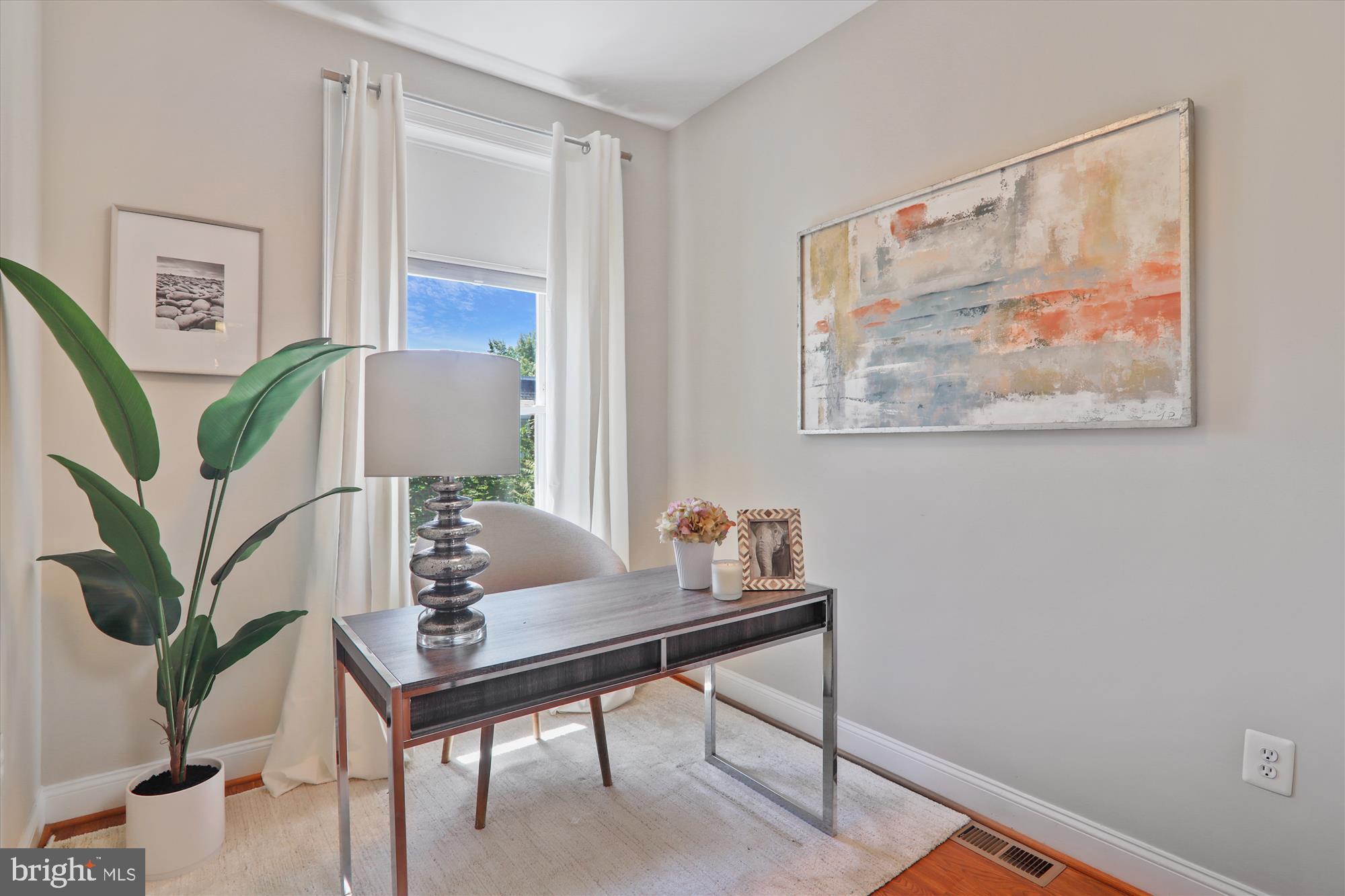 1339 NEWTON STREET NW