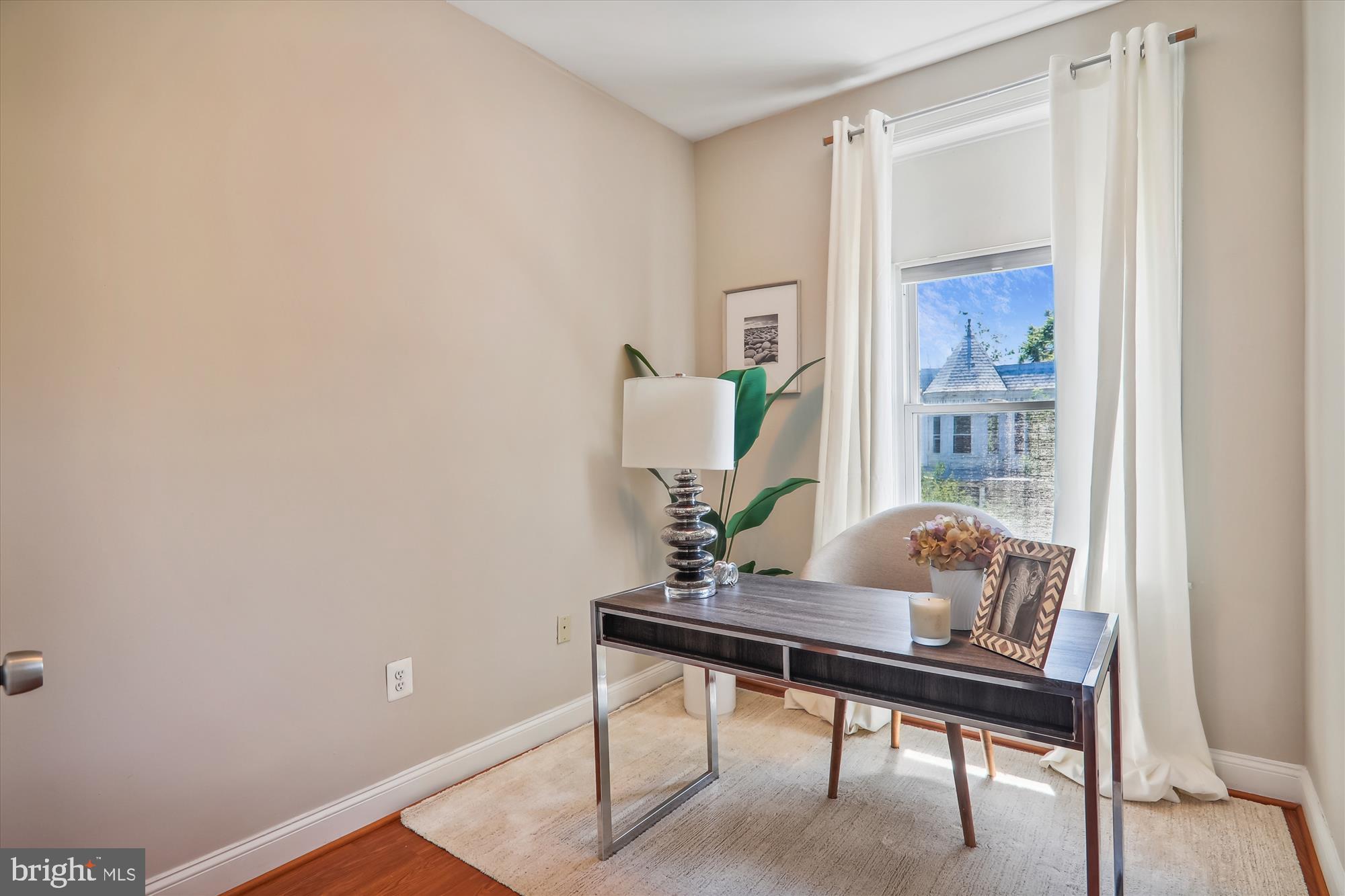 1339 NEWTON STREET NW