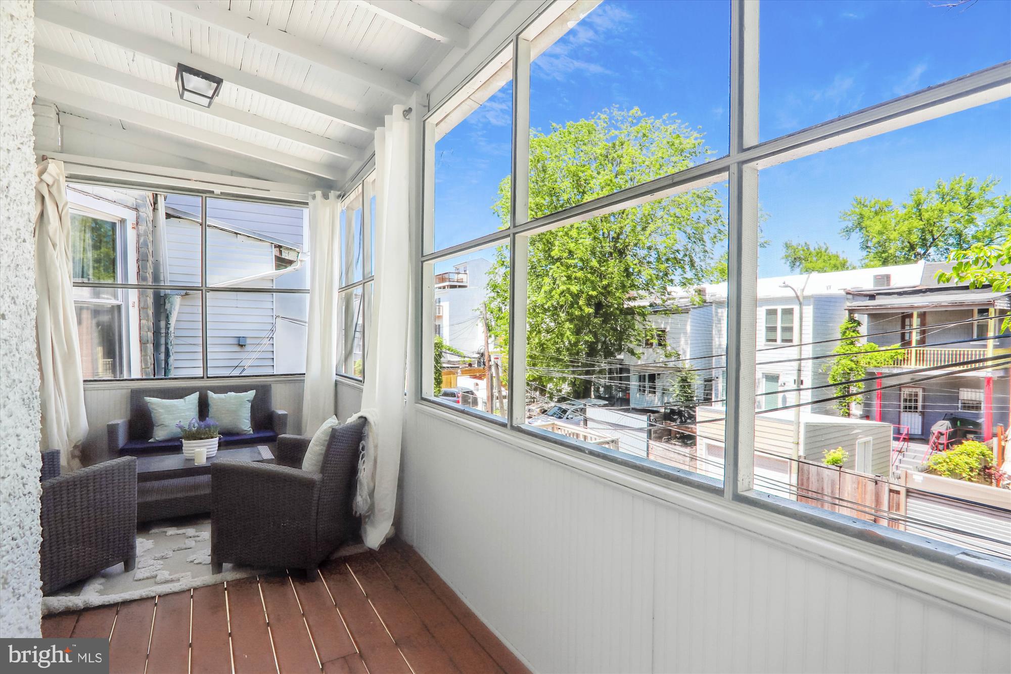 1339 NEWTON STREET NW