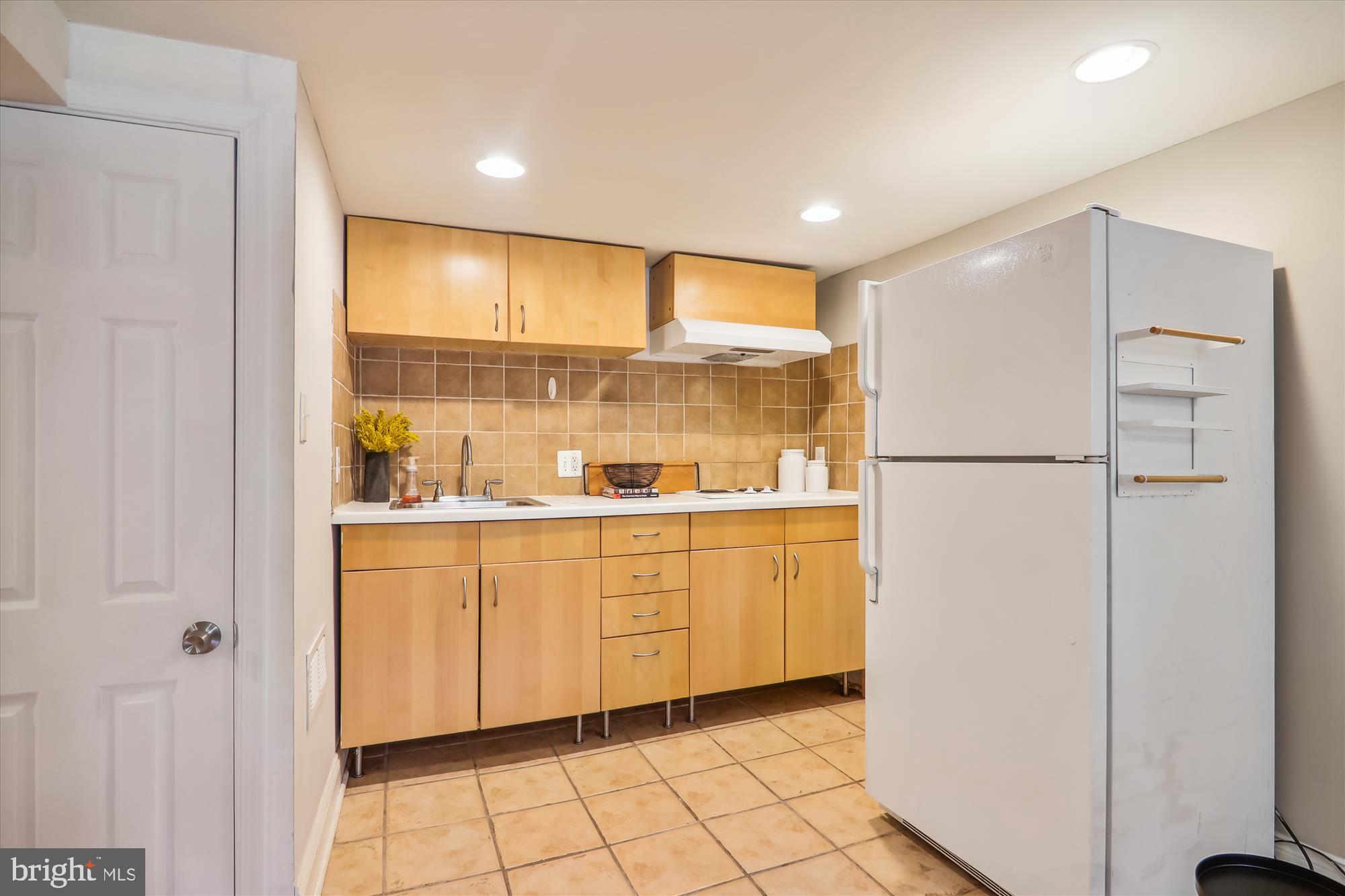 1339 NEWTON STREET NW