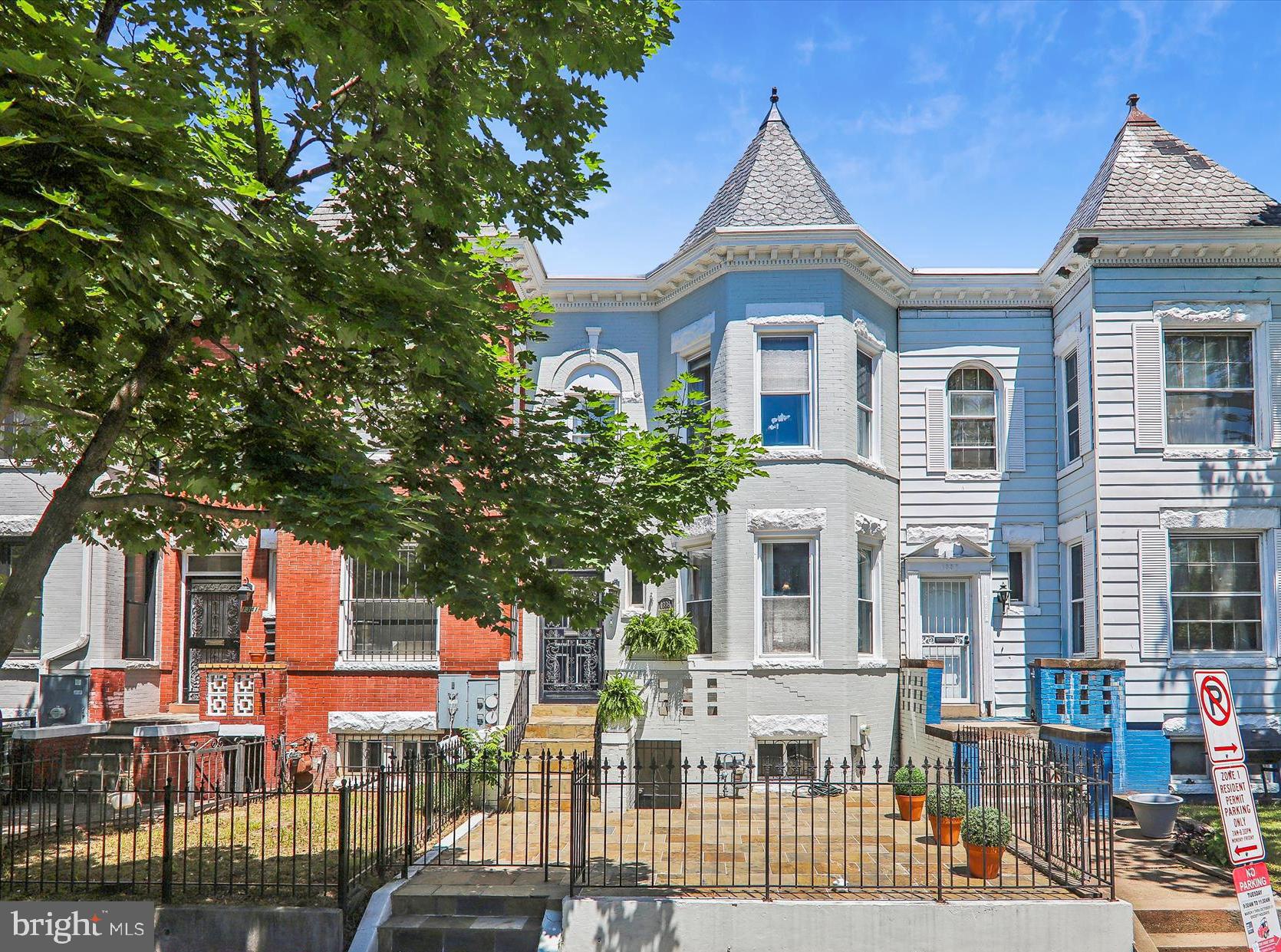 1339 NEWTON STREET NW