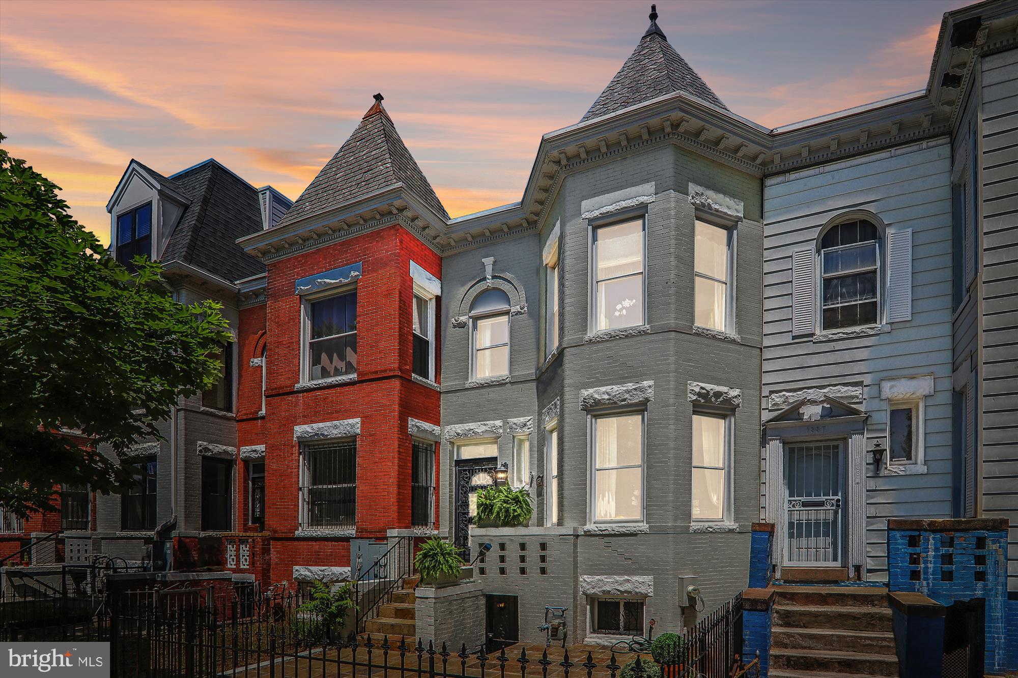 1339 NEWTON STREET NW