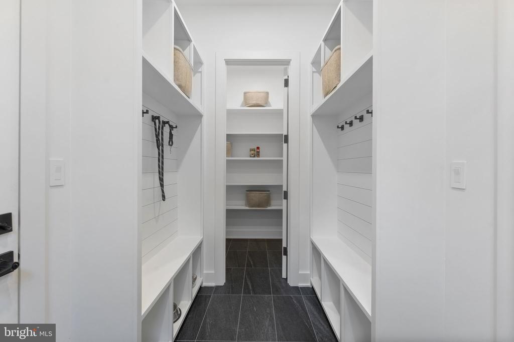 6411 CRANE TERRACE