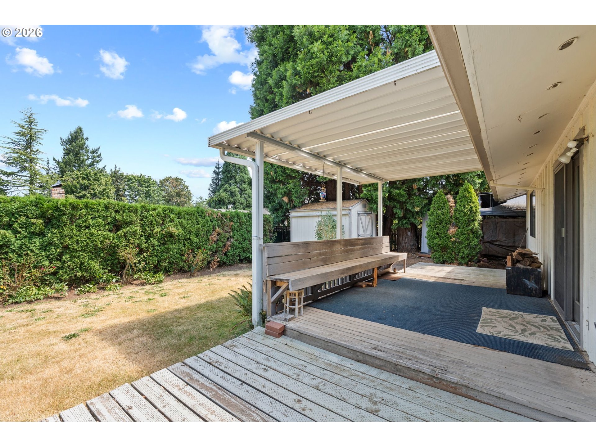 505 NE DEXTER CT