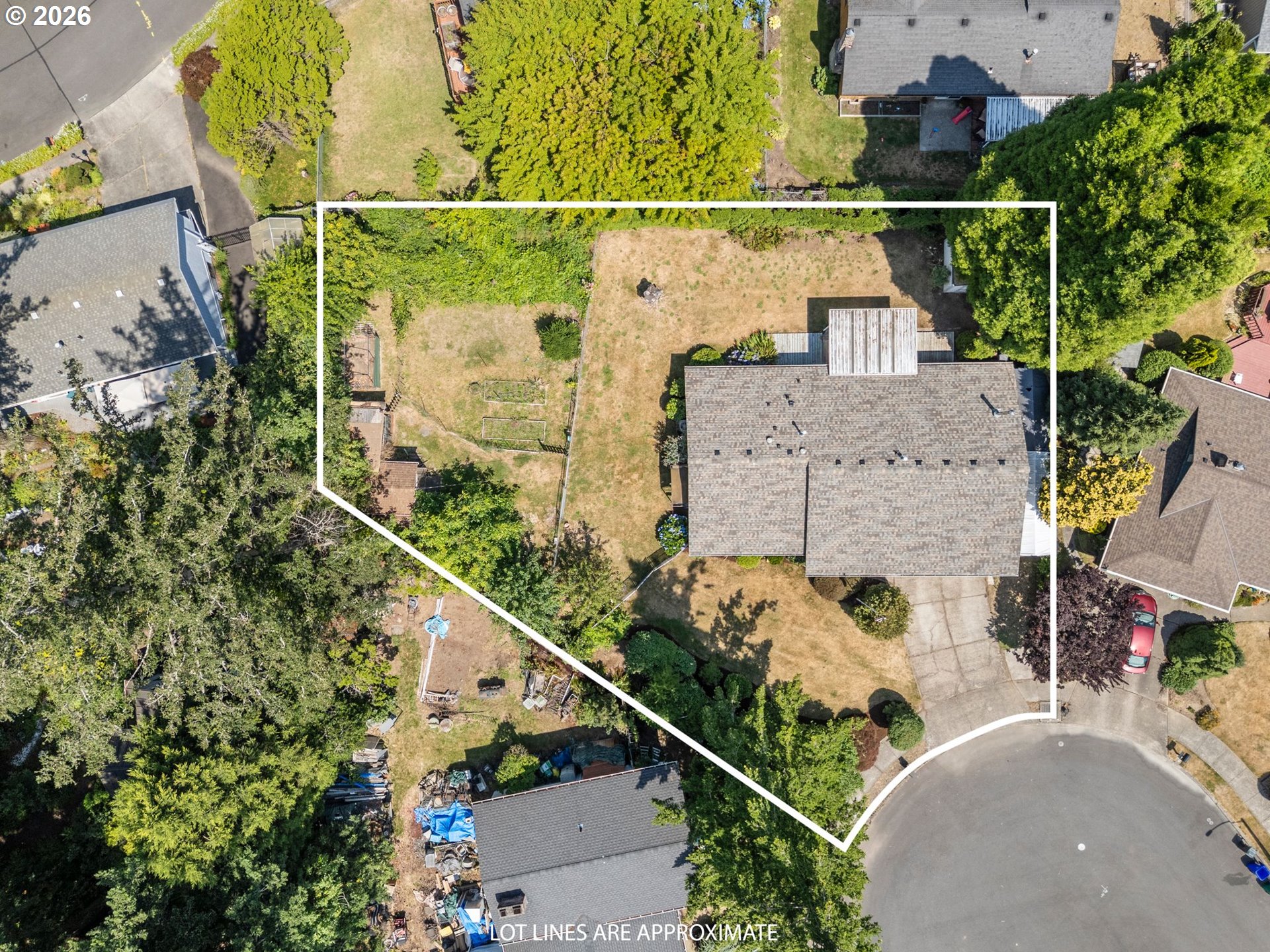 505 NE DEXTER CT