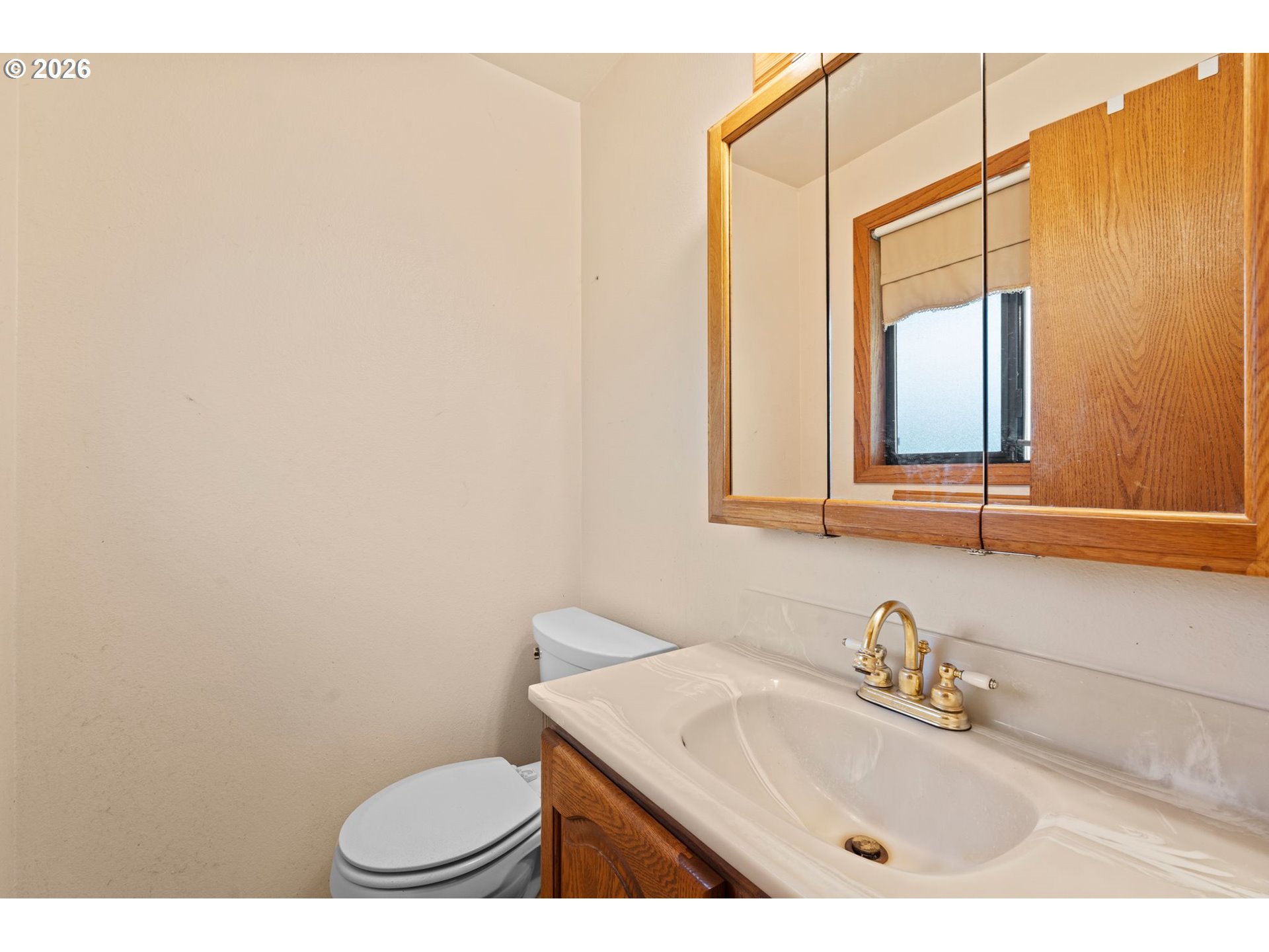 505 NE DEXTER CT