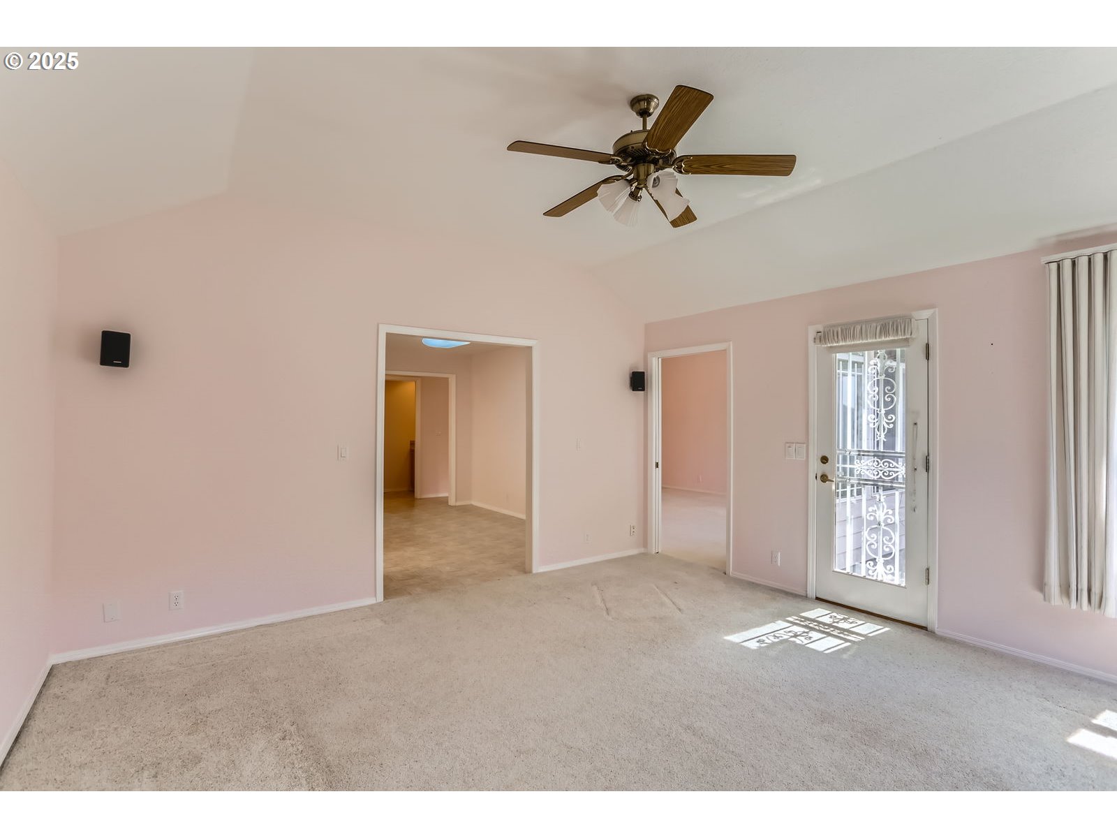 8355 SW SUNSTONE LOOP