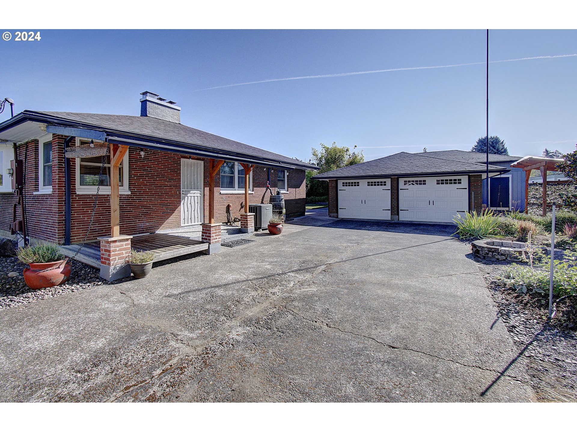 3817 V ST