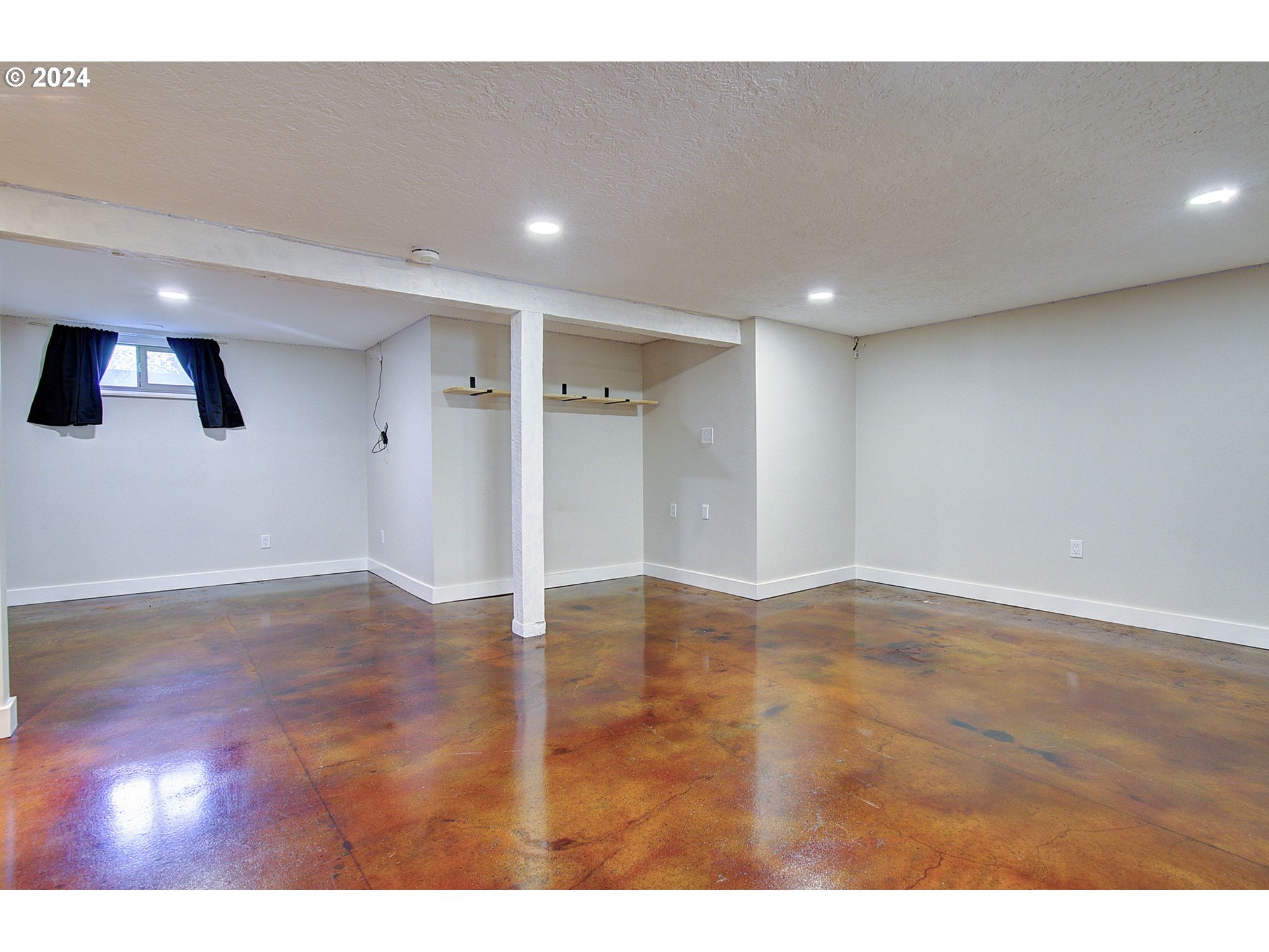 3817 V ST