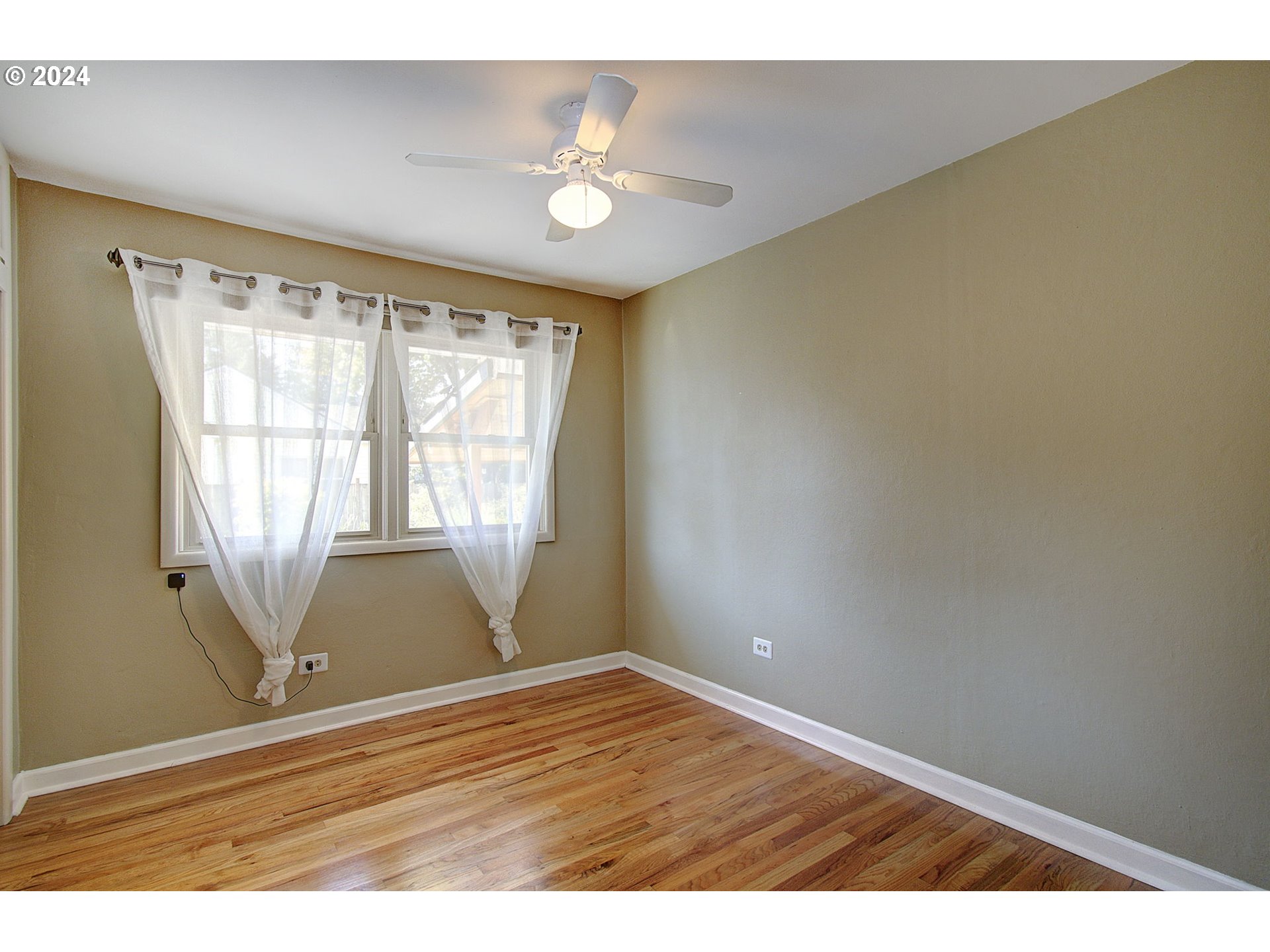 3817 V ST