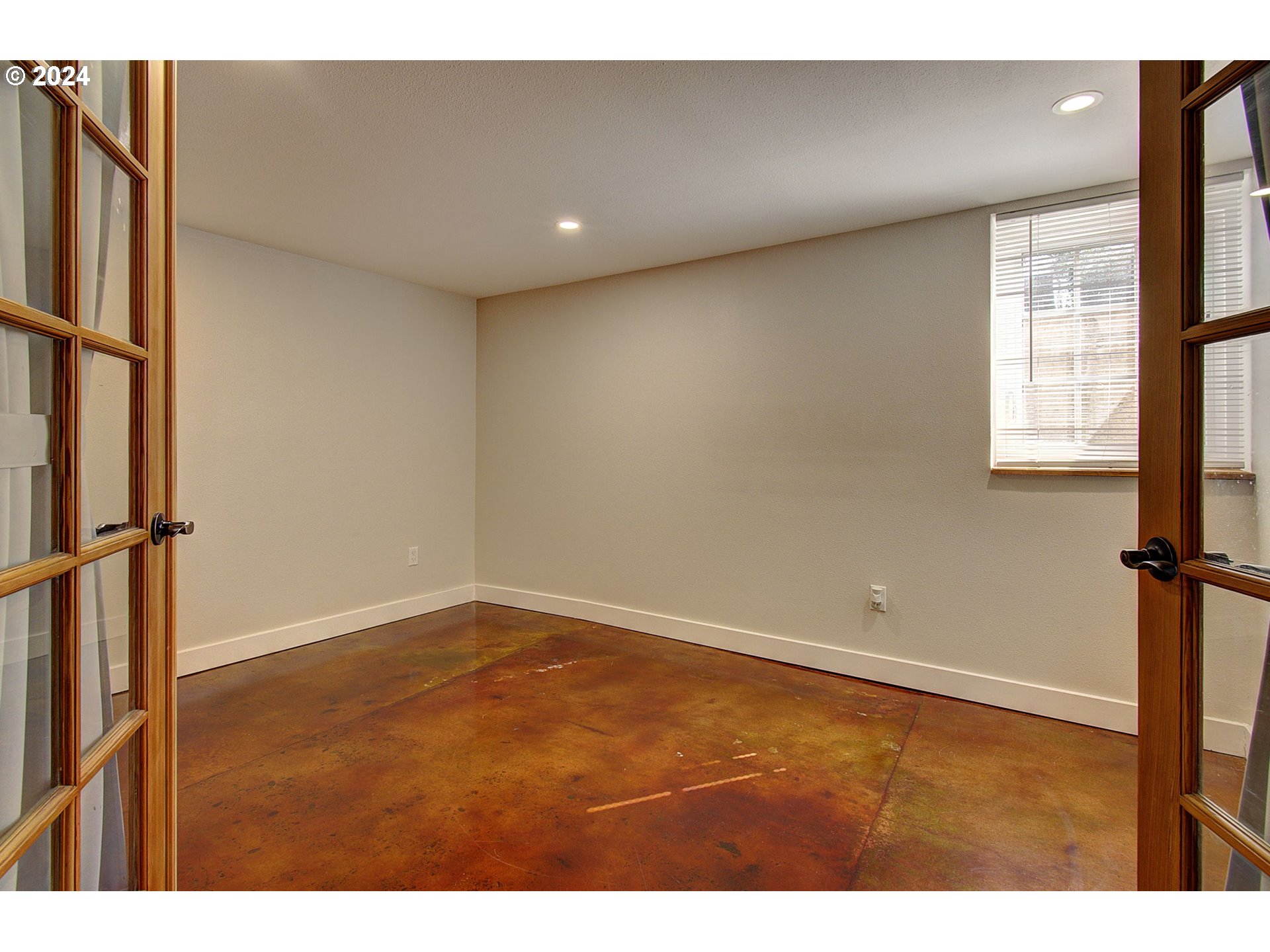 3817 V ST