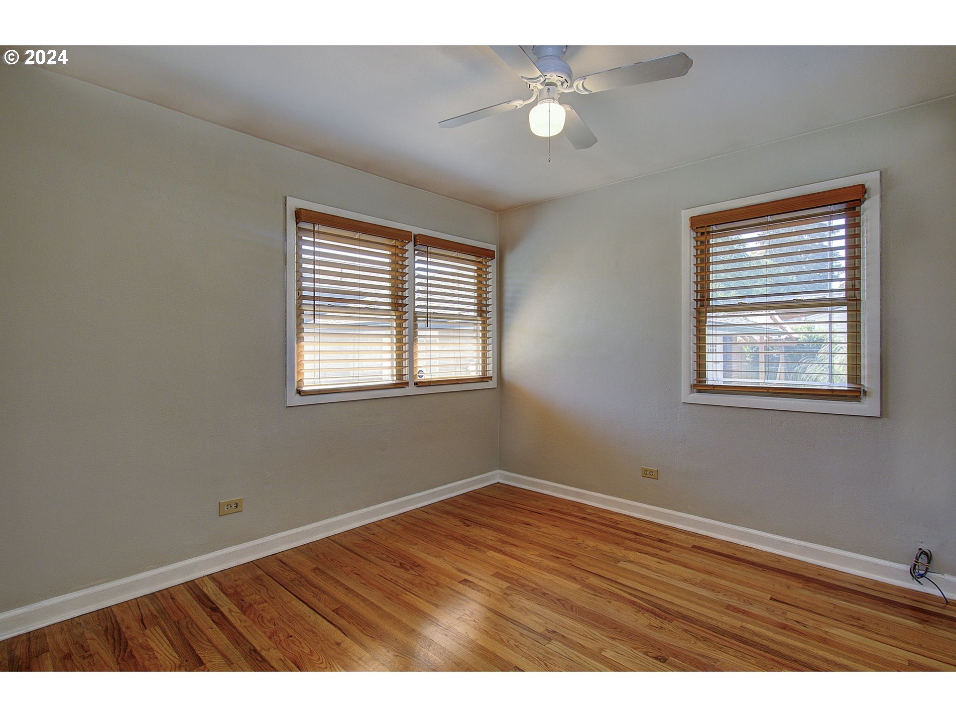 3817 V ST