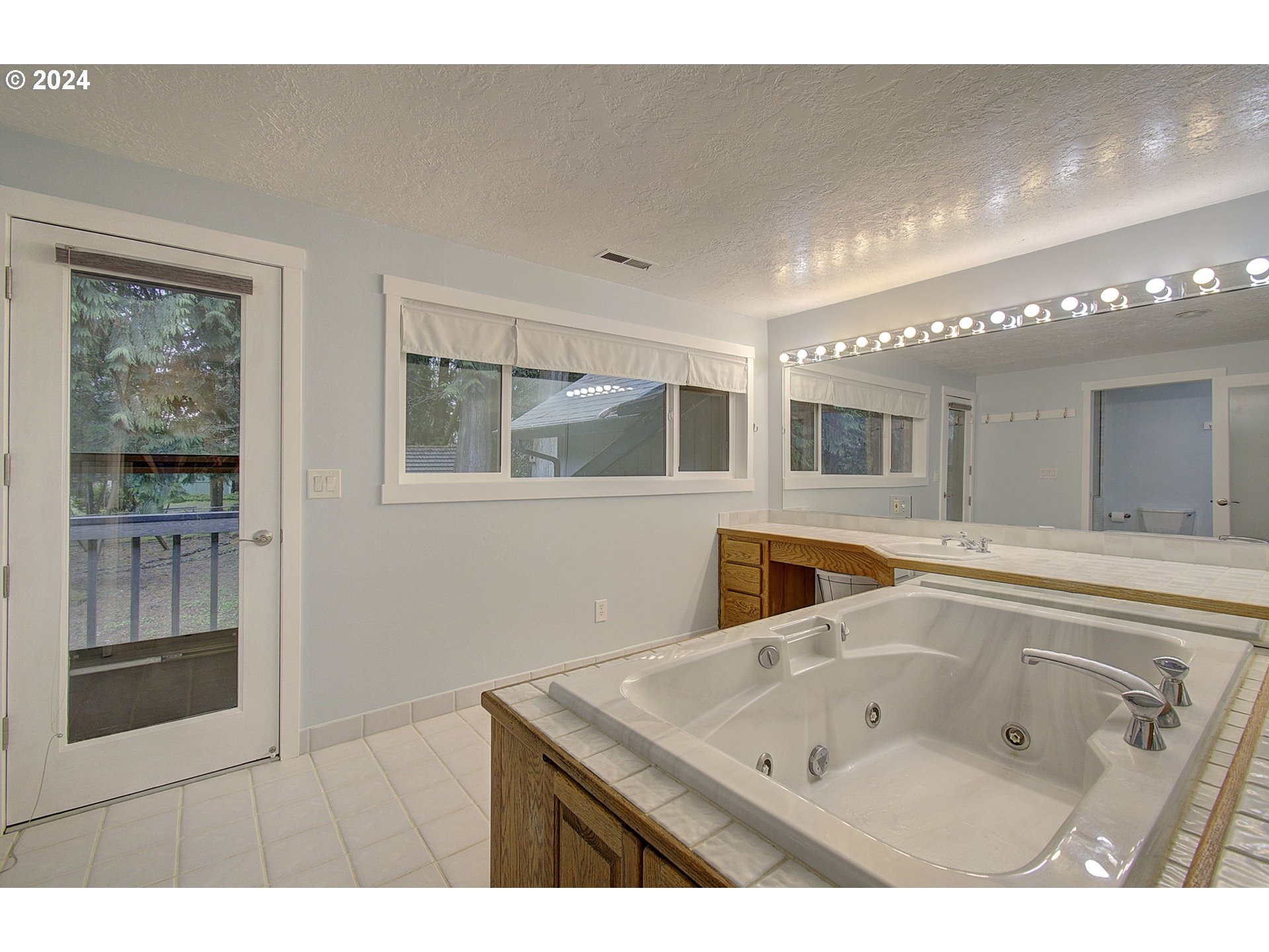 15407 NE 181ST LOOP