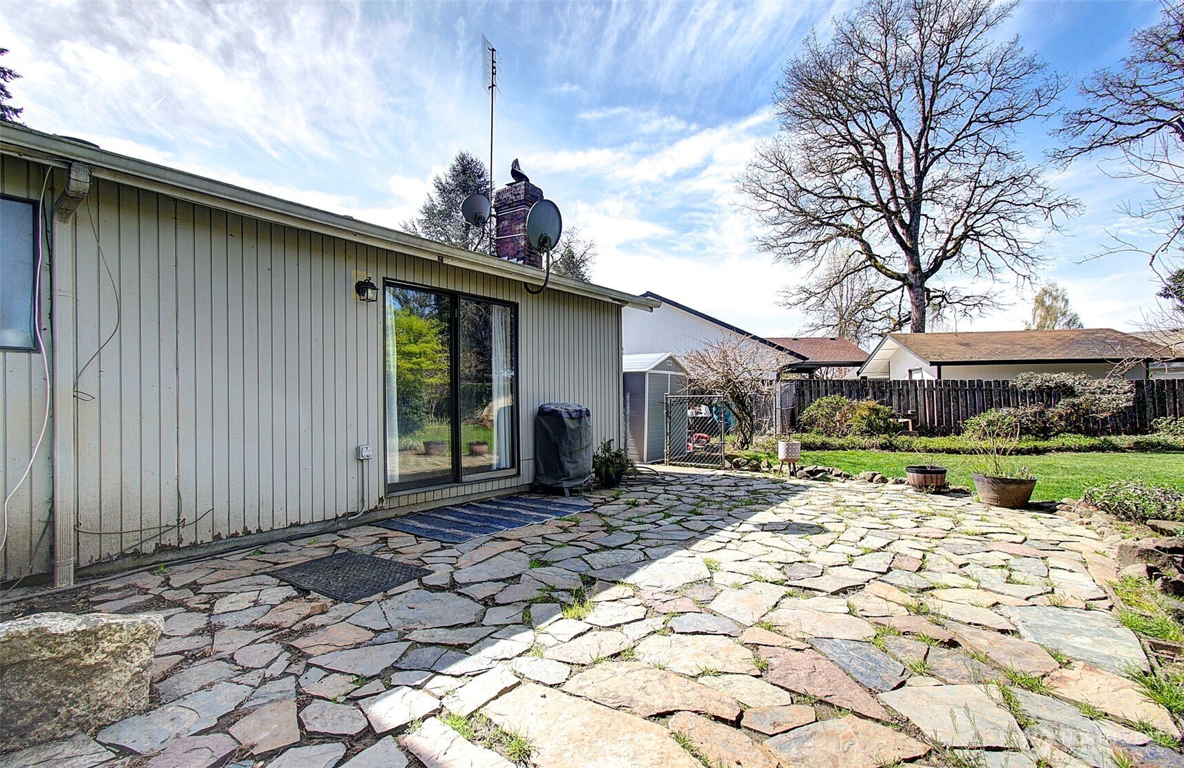 324 NW 8th Street