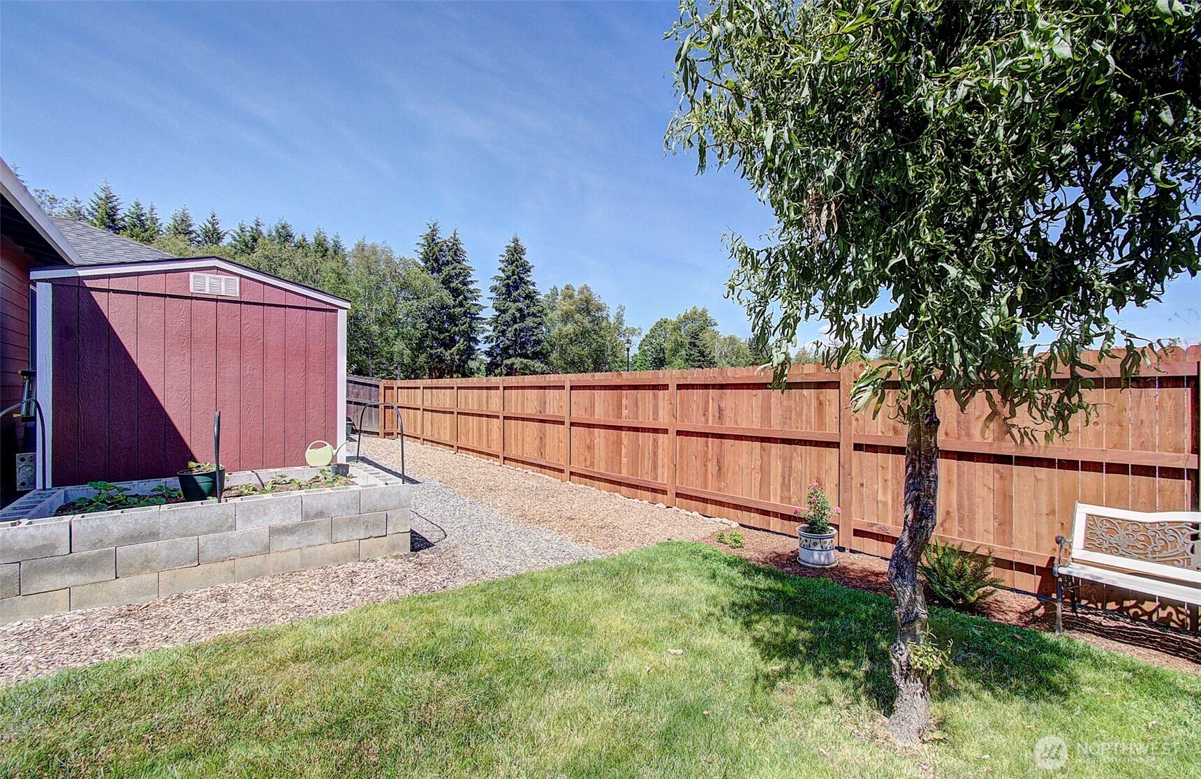 1919 SE 25th Way