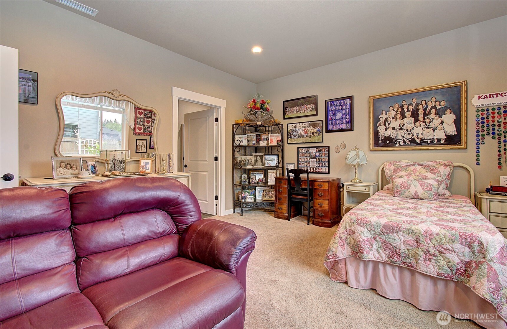 1919 SE 25th Way