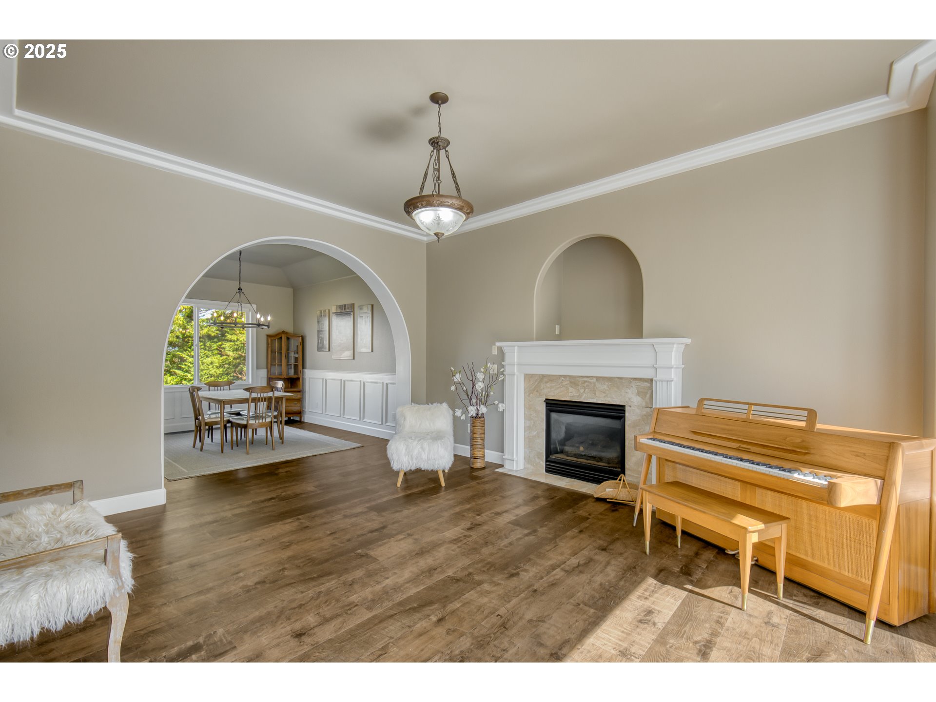 1633 NW 43RD AVE