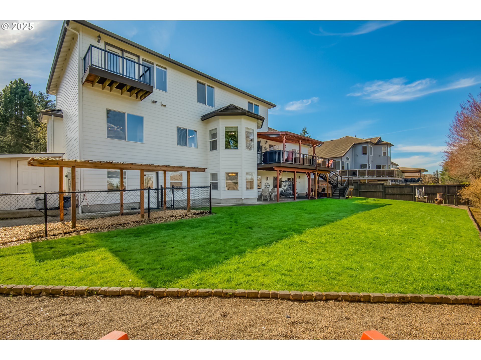 1633 NW 43RD AVE