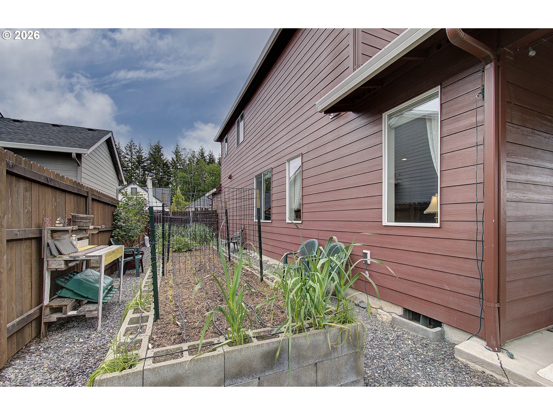 1919 SE 25TH WAY