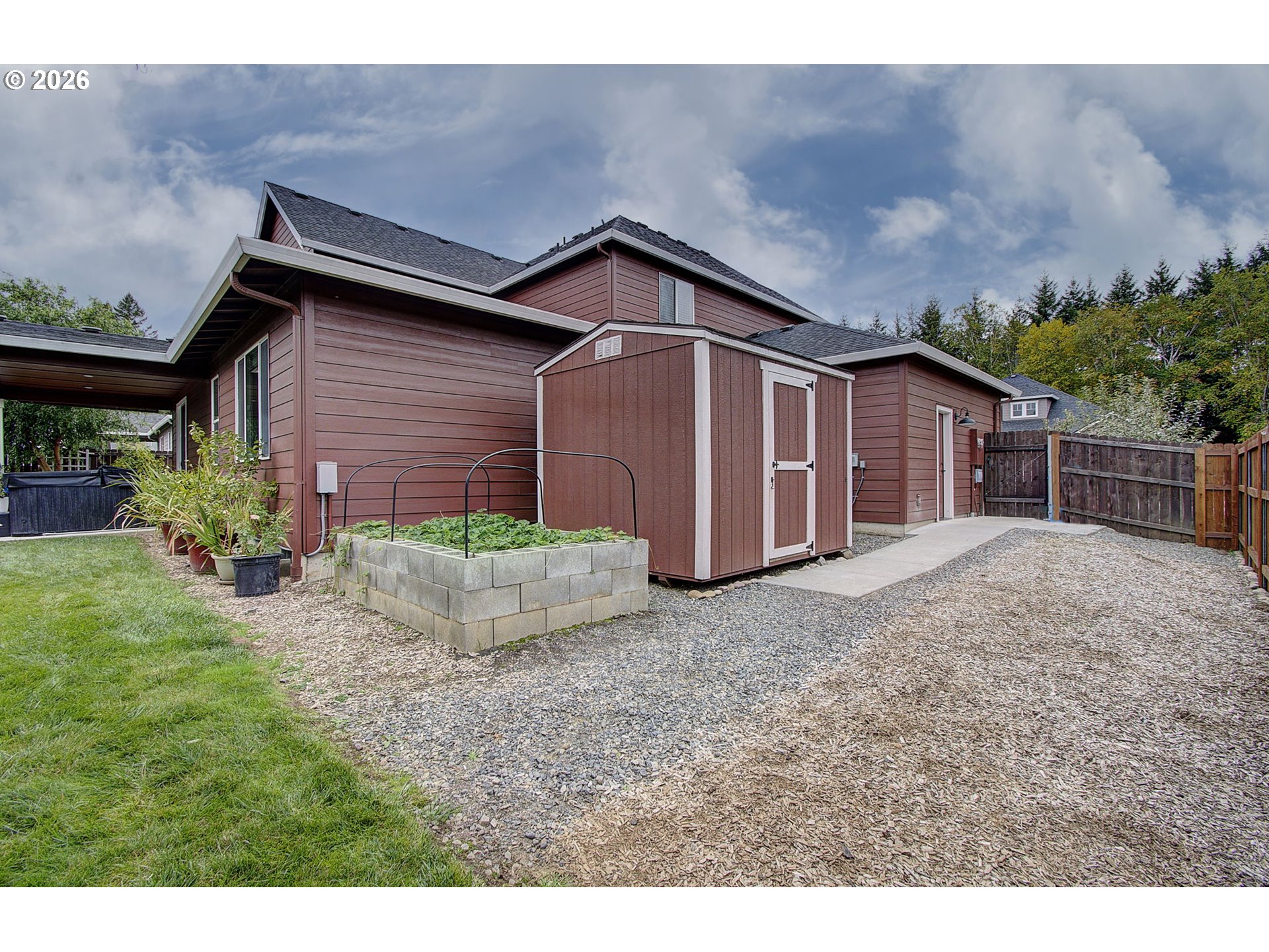 1919 SE 25TH WAY