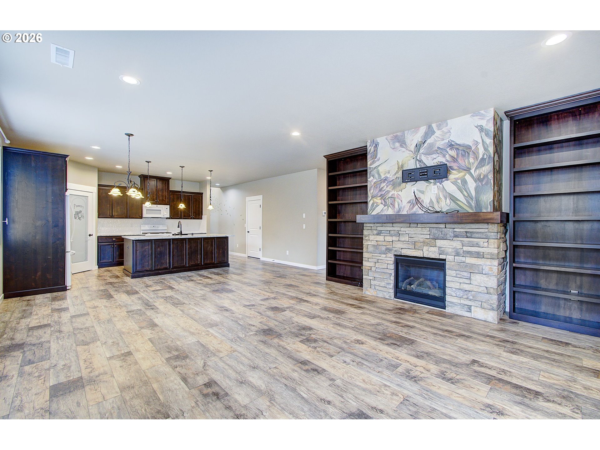 1919 SE 25TH WAY