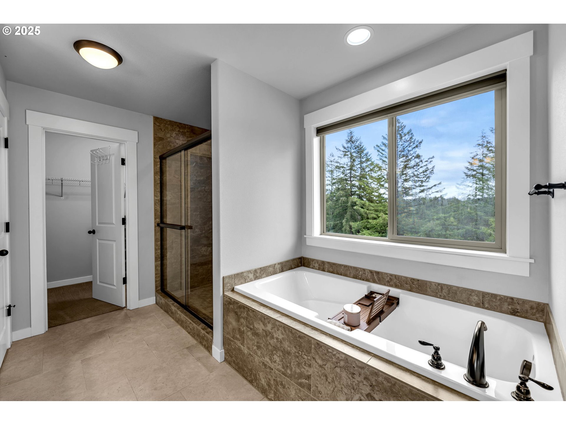 3924 NE TACOMA CT