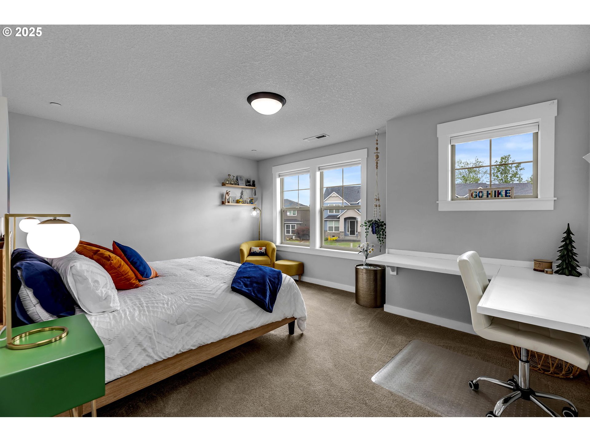 3924 NE TACOMA CT