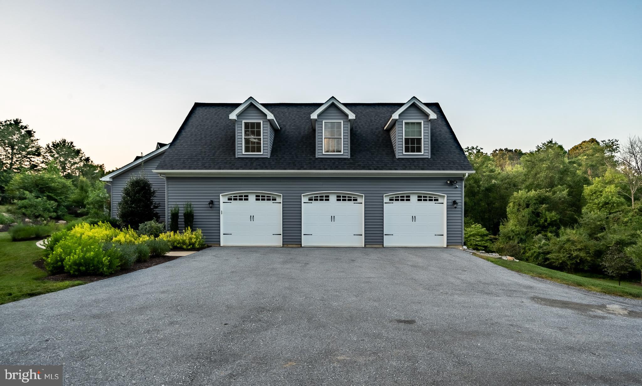 2212 Bodine Rd