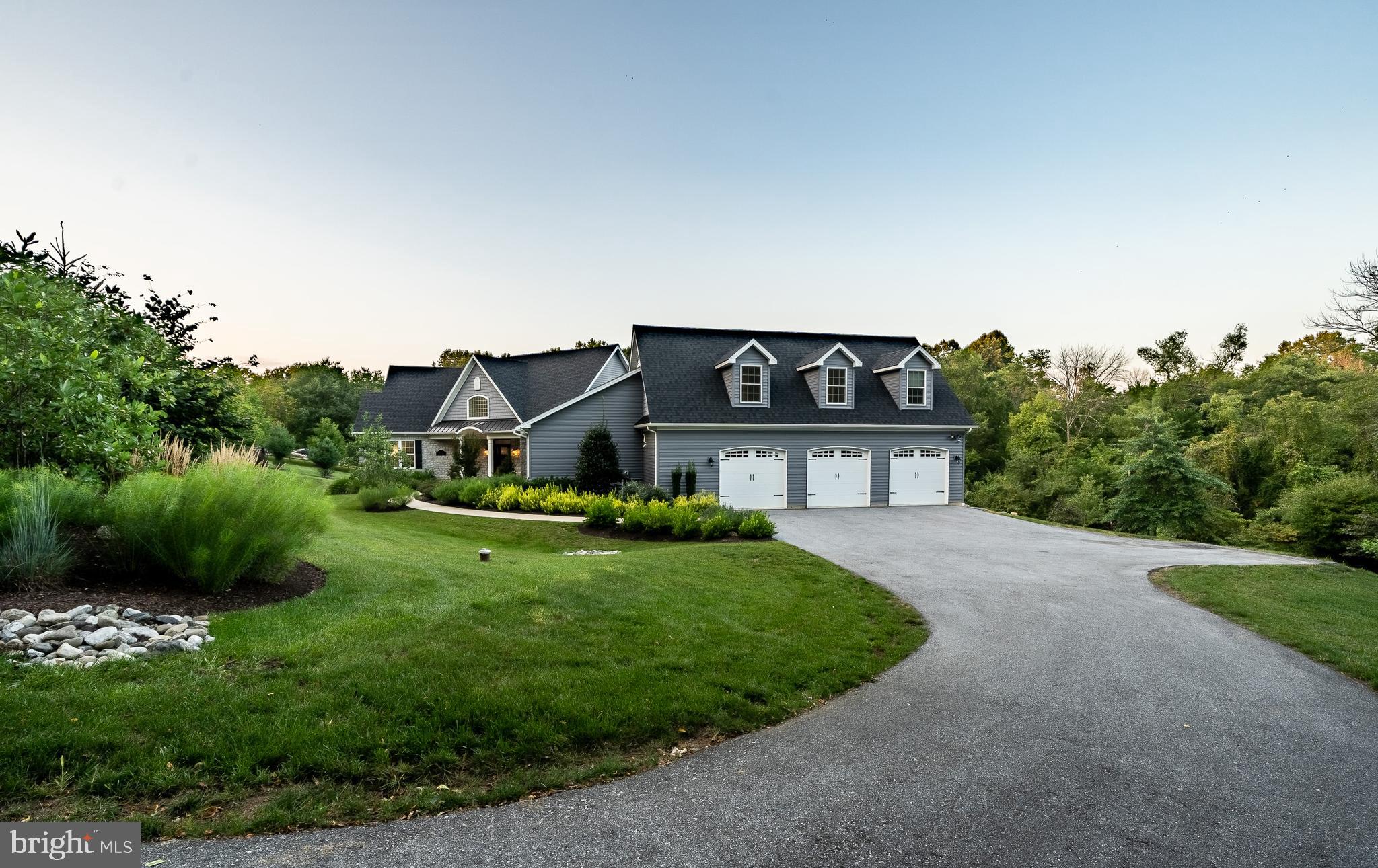 2212 Bodine Rd
