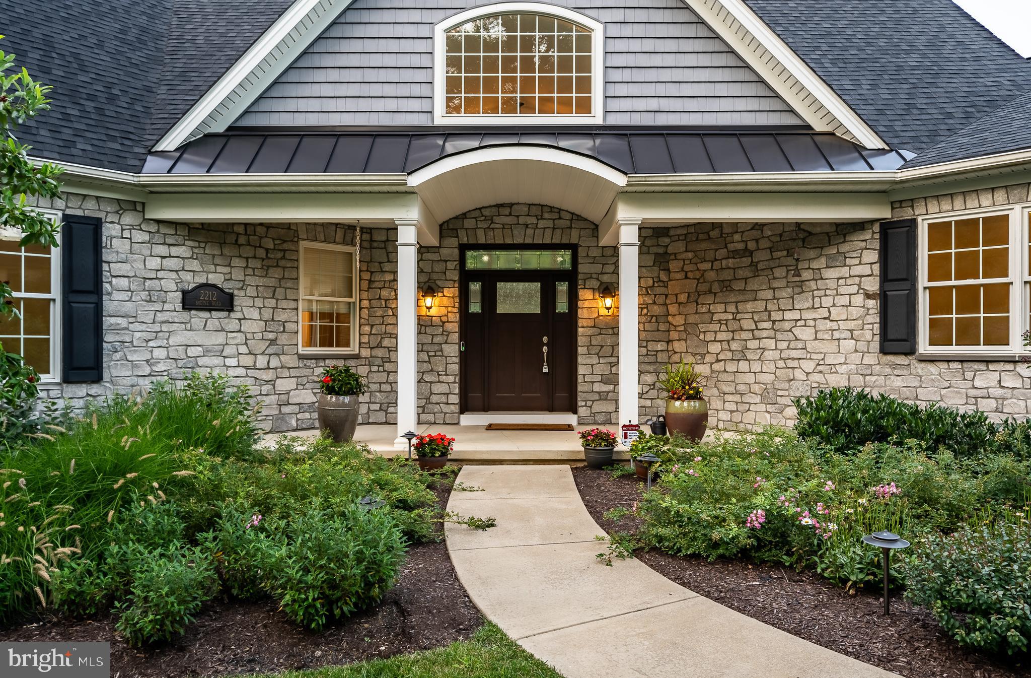 2212 Bodine Rd