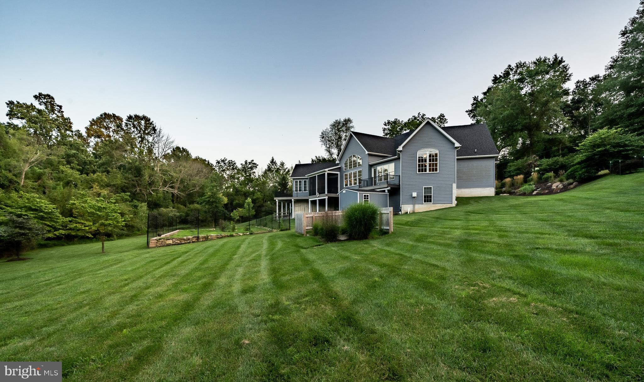 2212 Bodine Rd