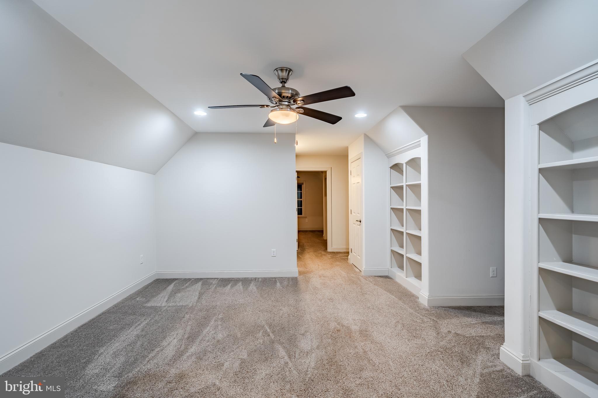 2212 Bodine Rd