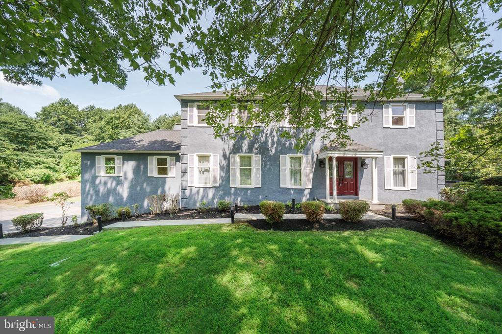 2 FERN HILL ROAD