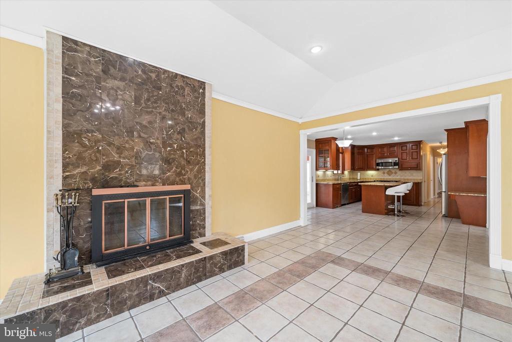 2 FERN HILL ROAD