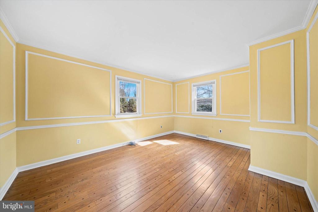 2 FERN HILL ROAD