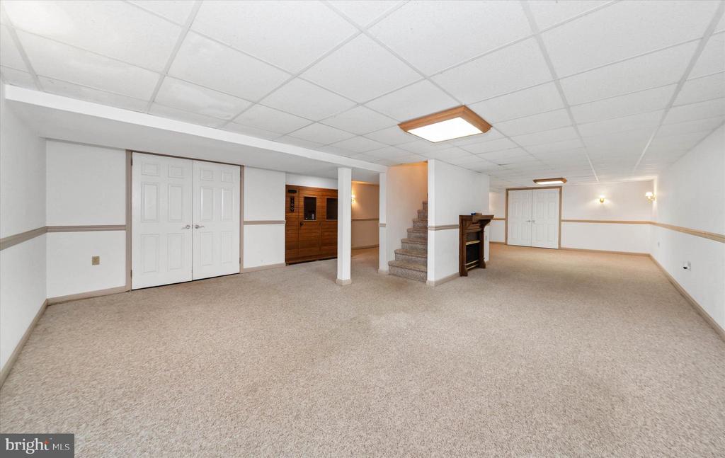 2 FERN HILL ROAD
