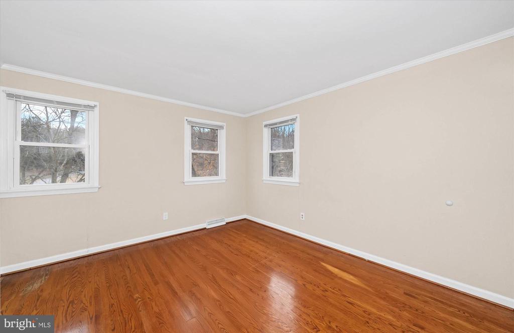 2 FERN HILL ROAD