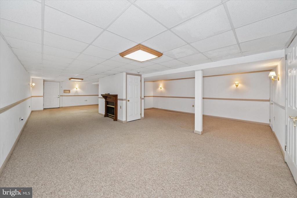 2 FERN HILL ROAD