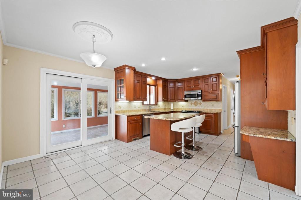 2 FERN HILL ROAD