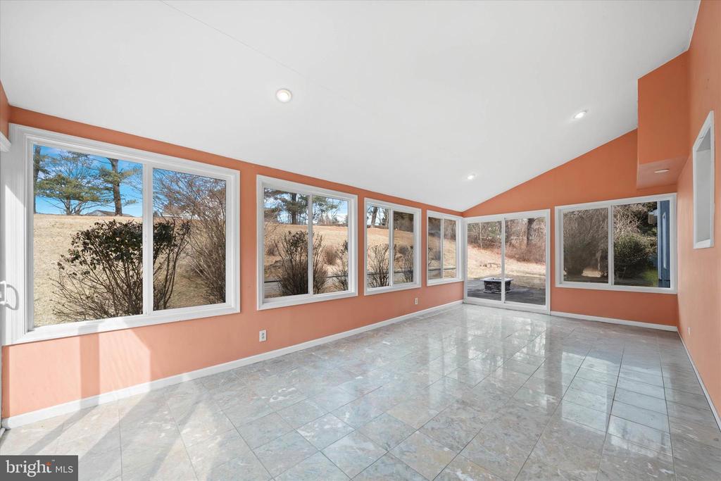 2 FERN HILL ROAD