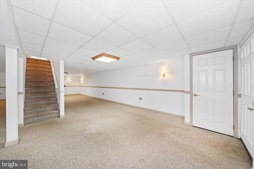 2 FERN HILL ROAD