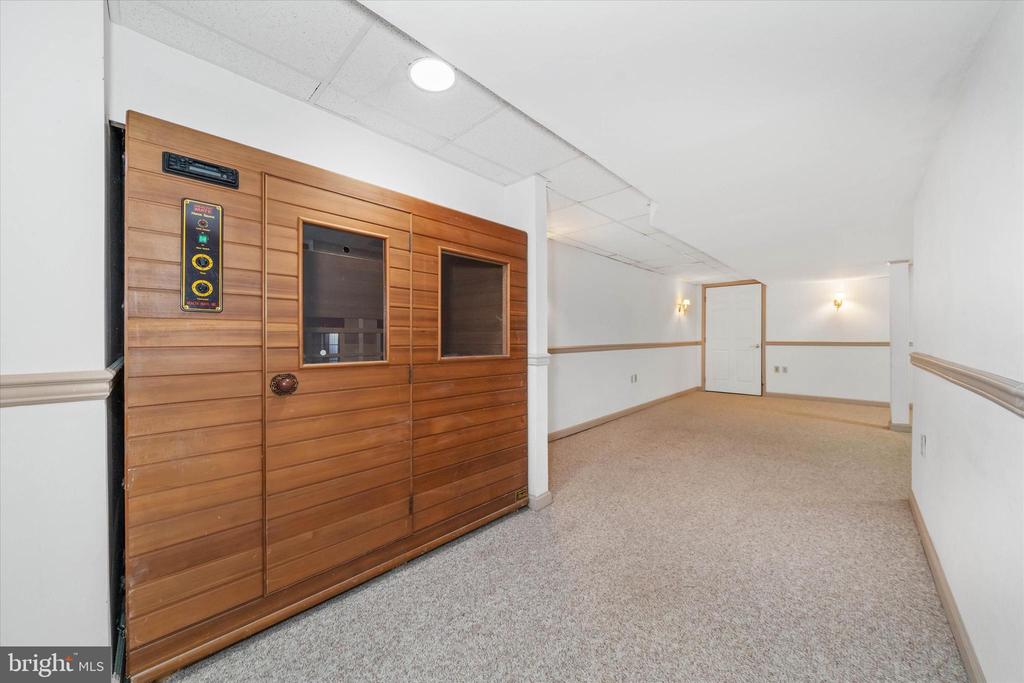 2 FERN HILL ROAD