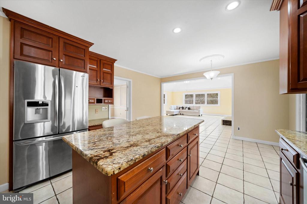 2 FERN HILL ROAD